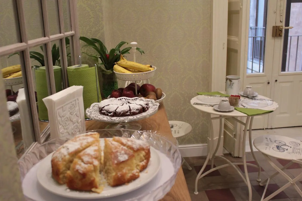 كاتانيا Aitna B&B